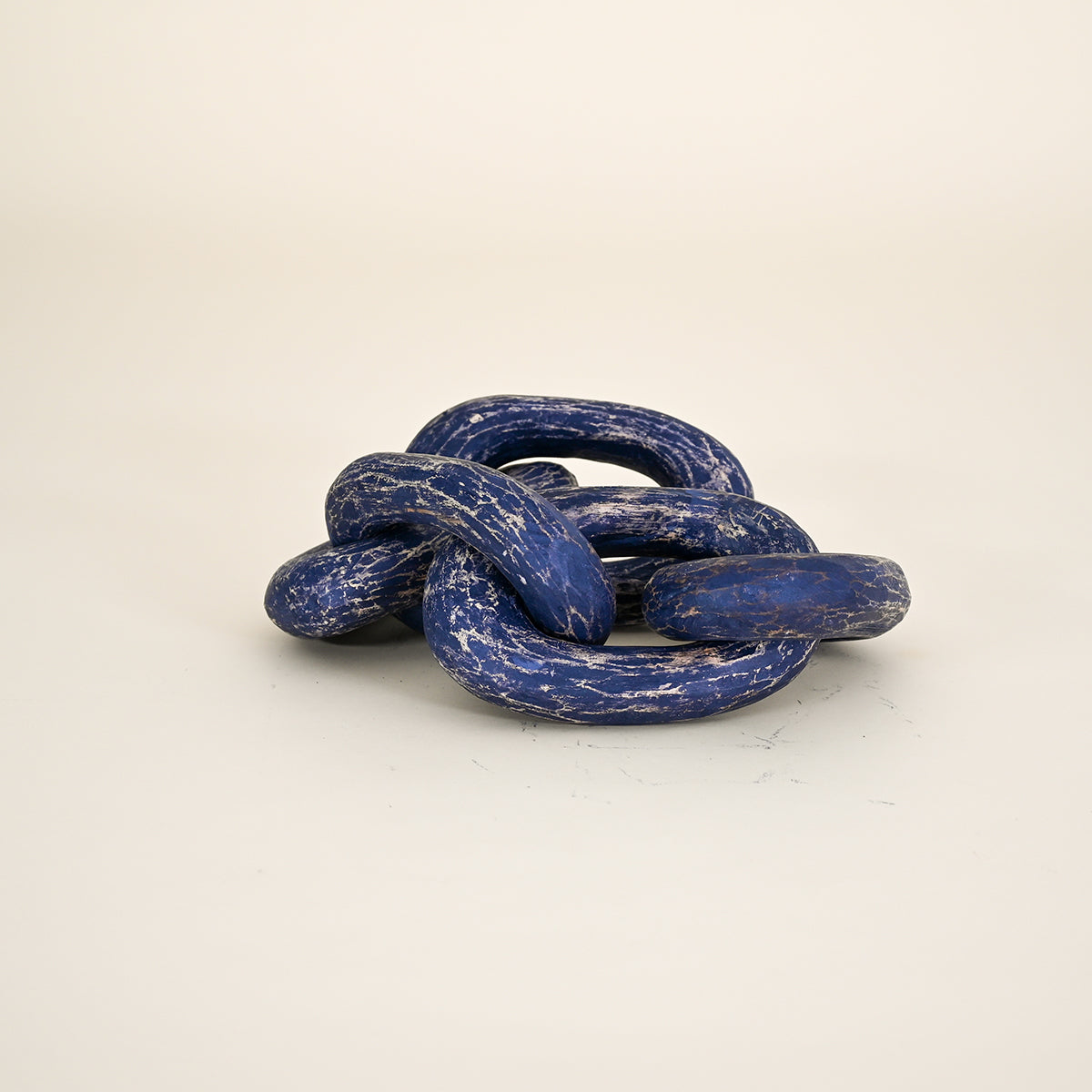 Five Wooden Chain Links, Blue