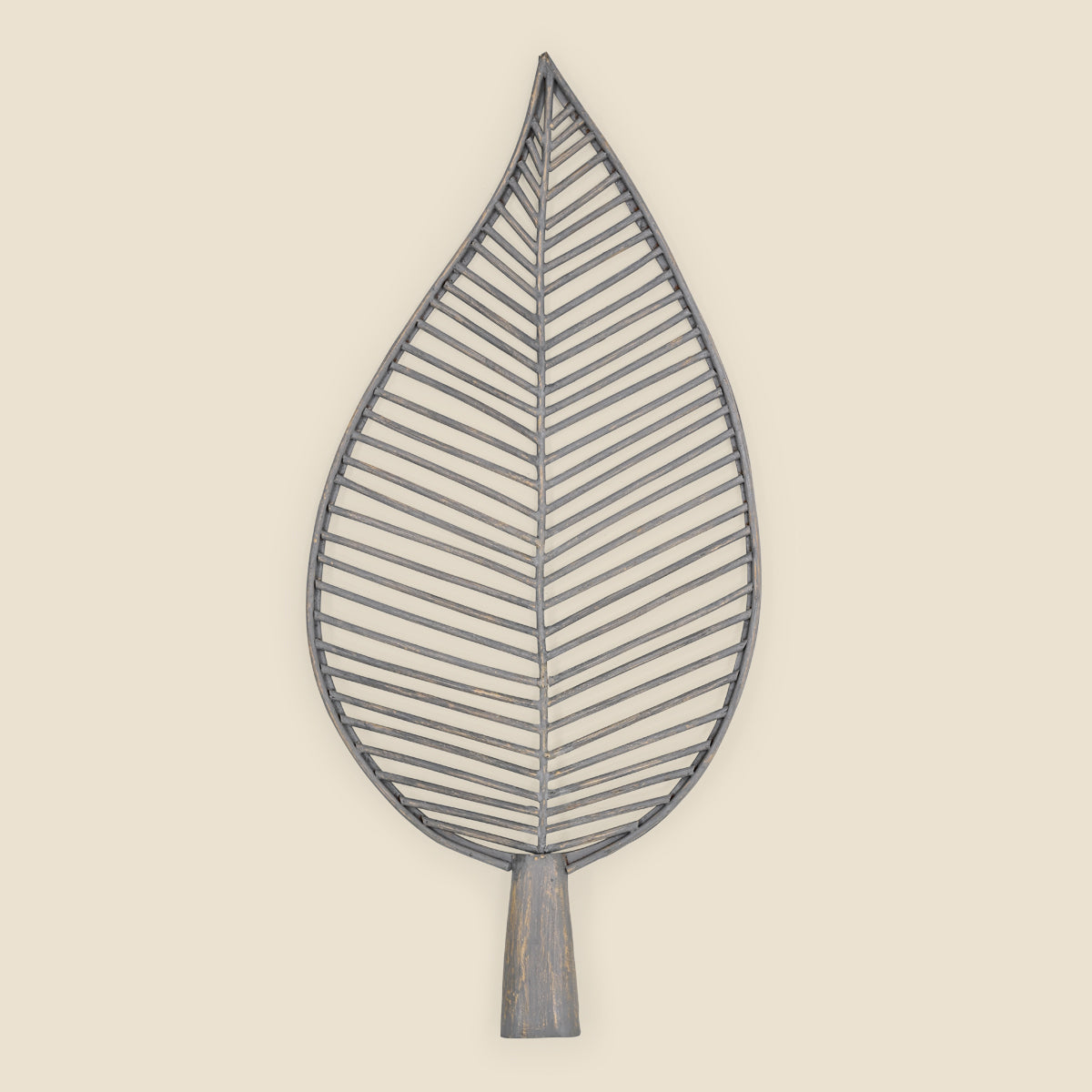 Large Rattan Leaf, Dark Grey