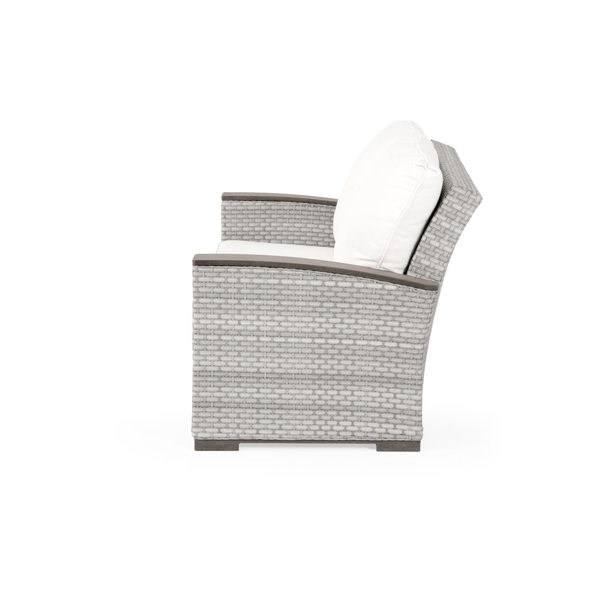 Retreat Outdoor Wicker Loveseat